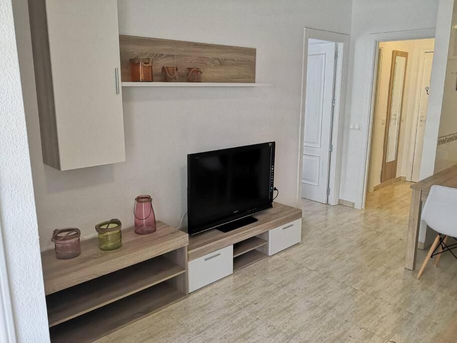 Apartamento Zona Playa En Roquetas Cerca De Bares Restaurantes Y Centro Comercial Рокетас де Мар Екстериор снимка